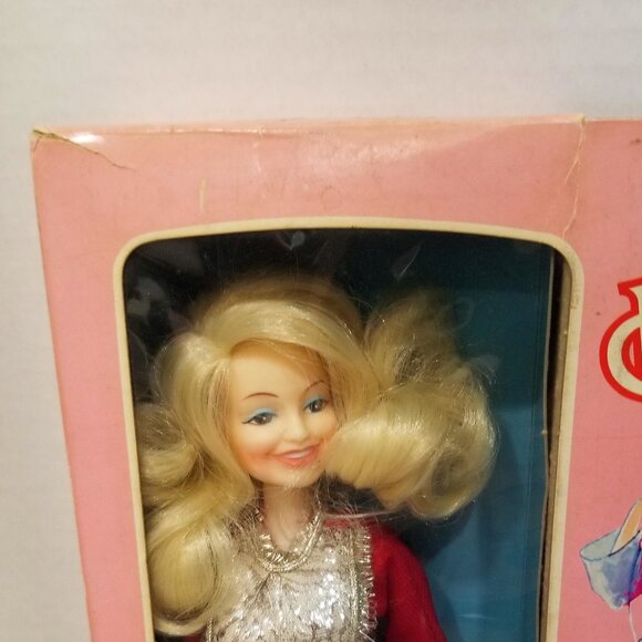 Dolly Parton 12" Poseable Doll, 1978, (Fashion Doll), NRFB - Picture 11 of 16